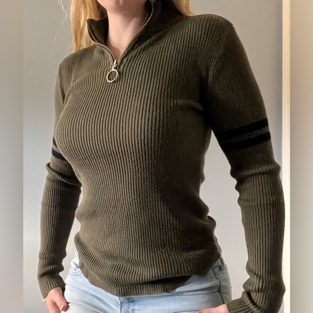Green long sleeve shirt with 1/4 zip